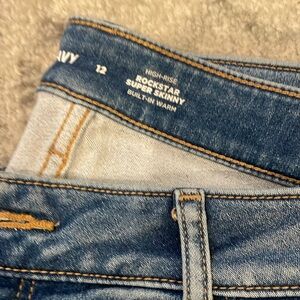 Old Navy High Rise Rockstar Super Skinny